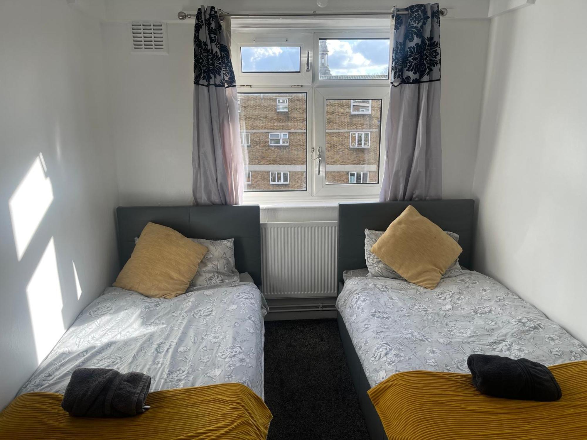 London Budget Maisonette מראה חיצוני תמונה