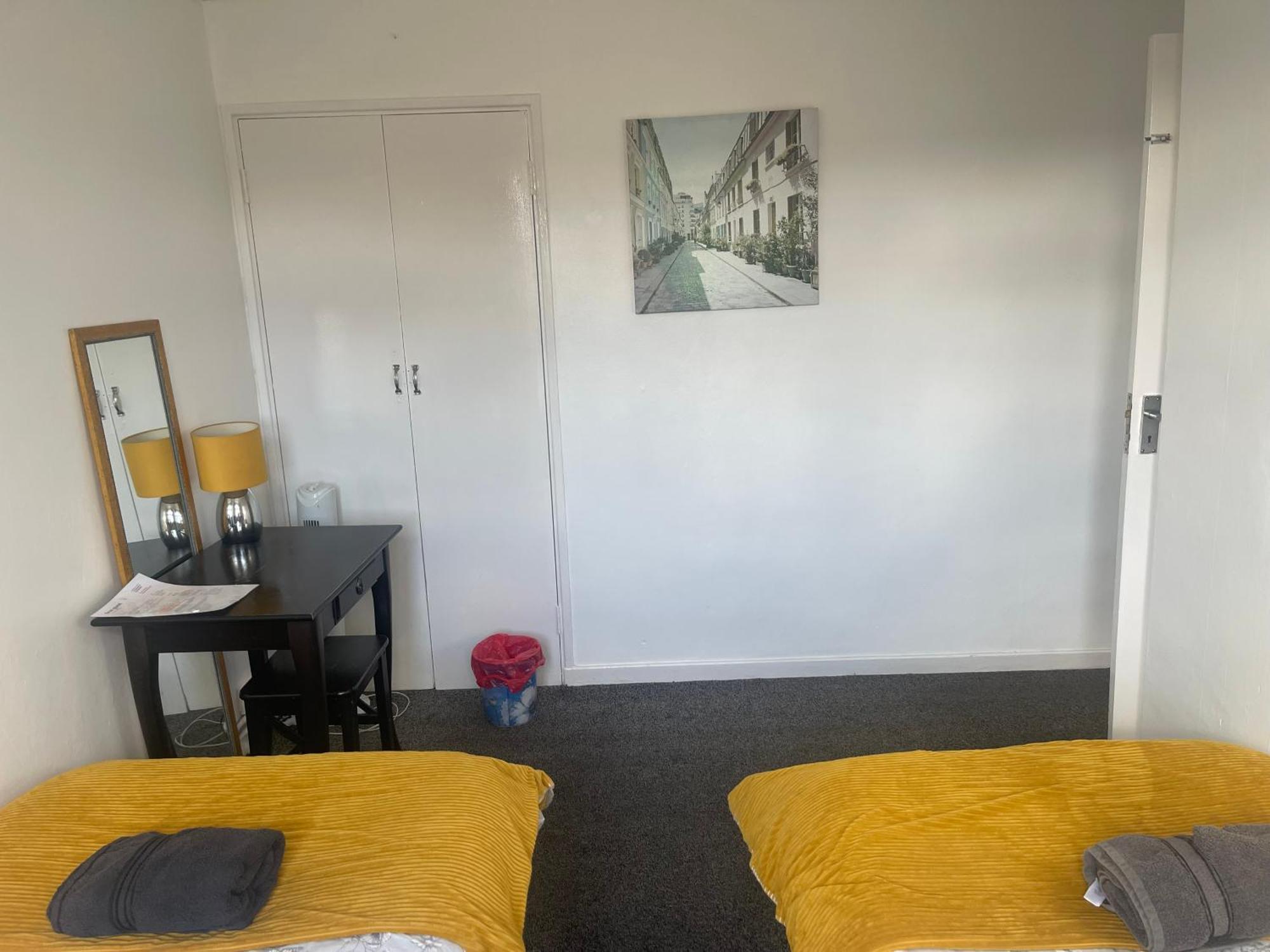 London Budget Maisonette מראה חיצוני תמונה